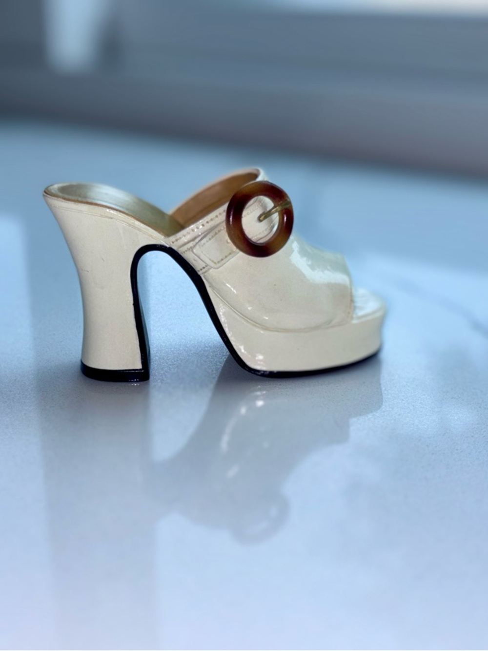 Struttin’ - Just The Right Shoe by Raine